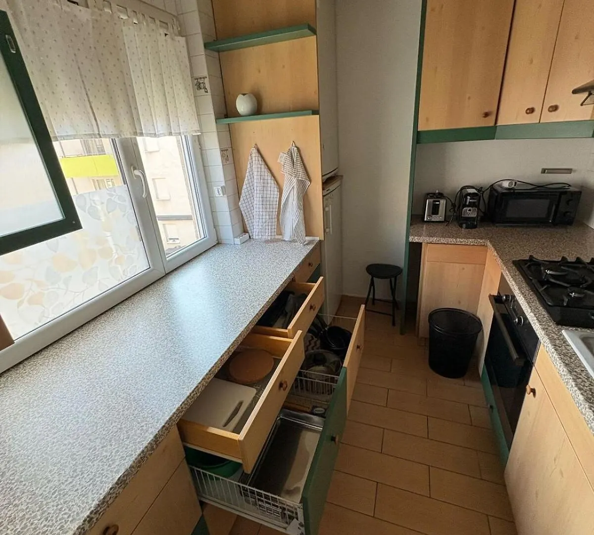 Cosy Apartment Near Airport & Train Schwechat 0*,  Austria